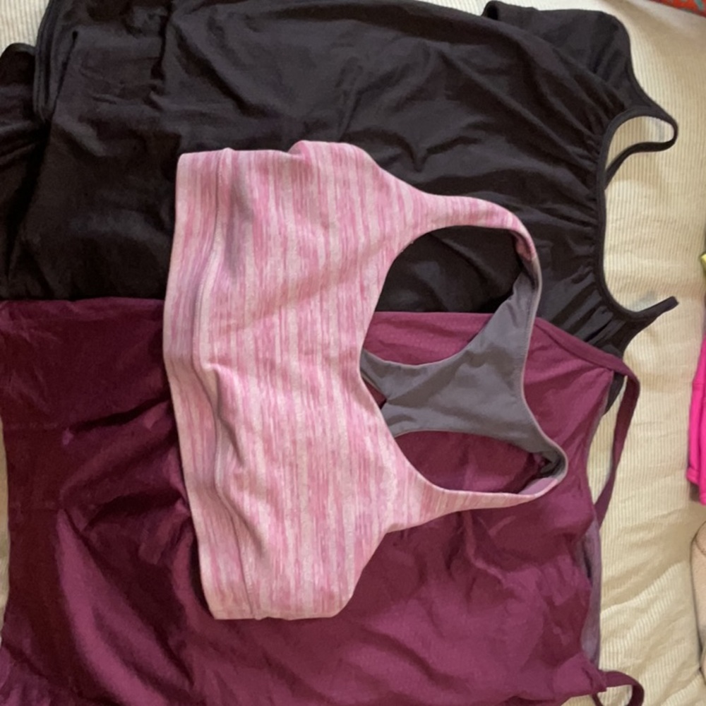 Lulu 2 Tanks One Bra Size 8
